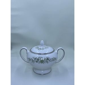 Wedgewood sugar bowl — Westbury